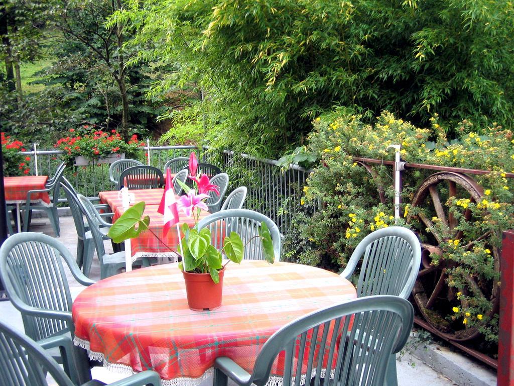 De L'ours Mini-hôtel 3*